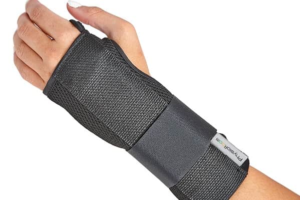 آتل و مچ بند برای درمان درد ساعد دست
